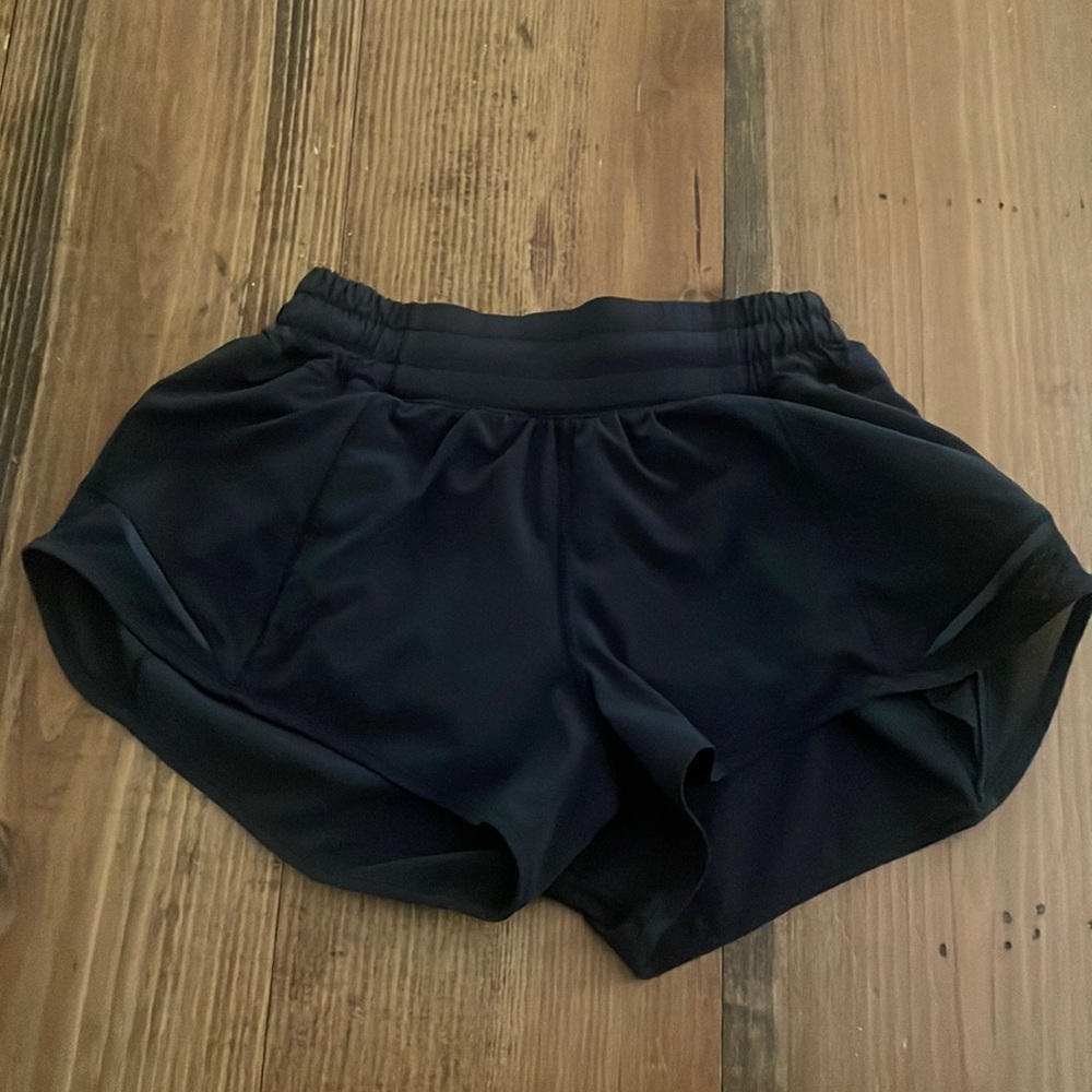 SIZE 2 BLACK HOTTIE HOTS USED PERFECT CONDITION